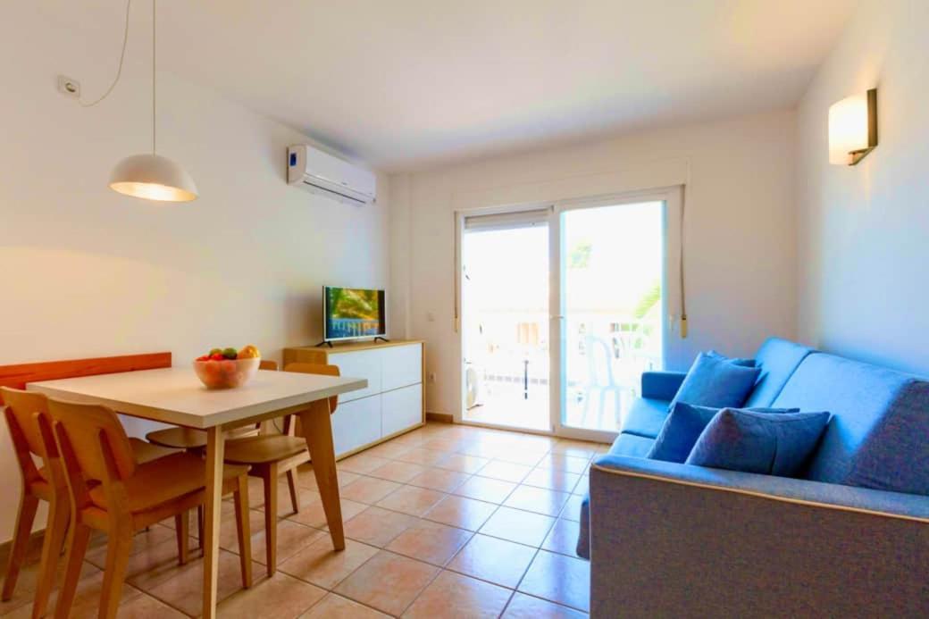 Appartamento Apartamento Sa Varadero 2D Vista Mare Laterale Es Pujols Esterno foto