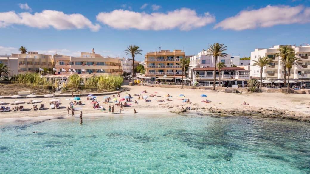Appartamento Apartamento Sa Varadero 2D Vista Mare Laterale Es Pujols Esterno foto